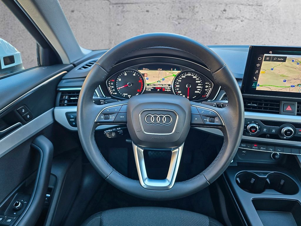 Audi A4 2023
