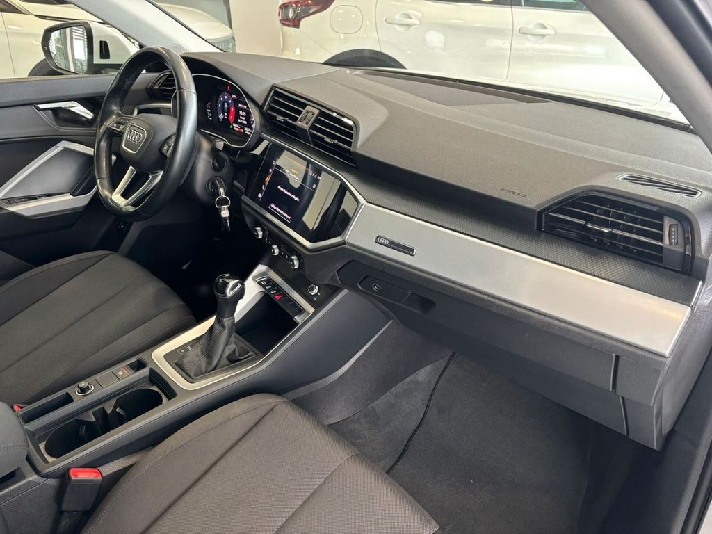 Audi Q3 2021