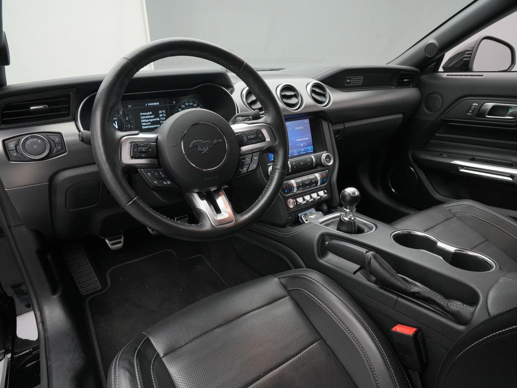Ford Mustang 2021