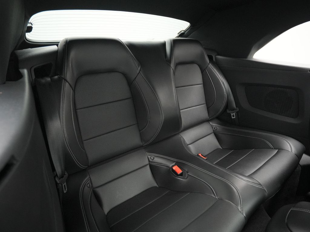 Ford Mustang 2021