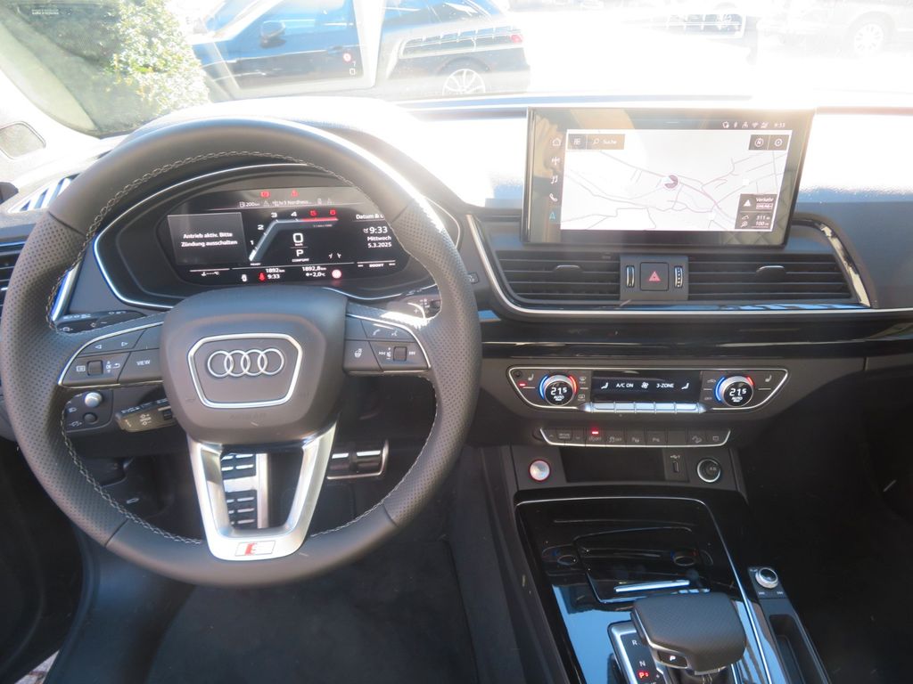 Audi SQ5 2025