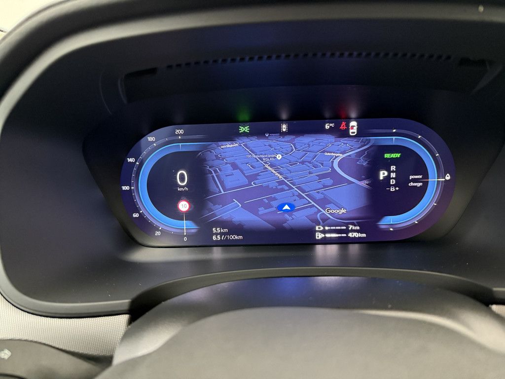 Volvo V90 2025