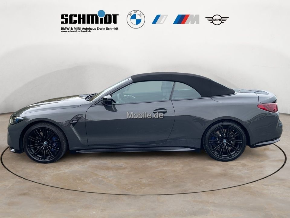 BMW M4 2025