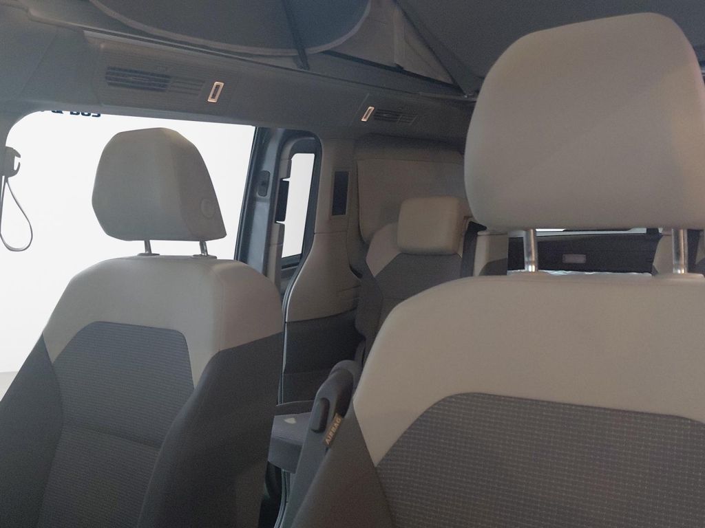 Volkswagen T7 California