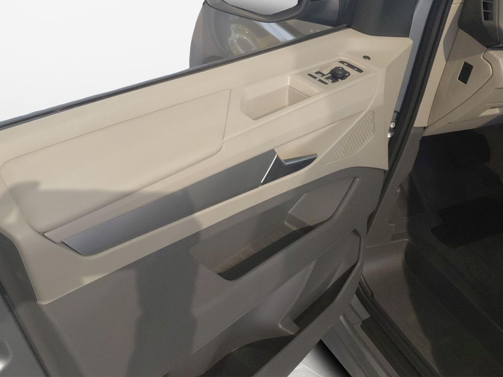 Volkswagen T7 California