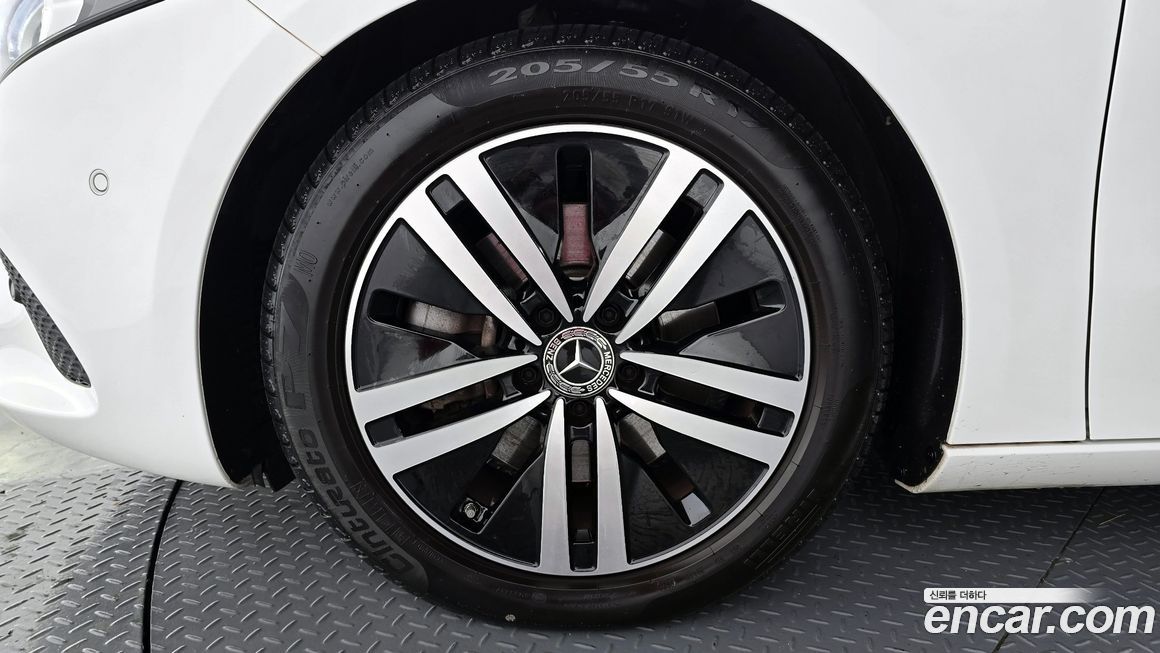 Mercedes-Benz A-Class 2022