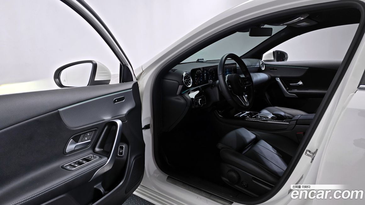 Mercedes-Benz A-Class 2022