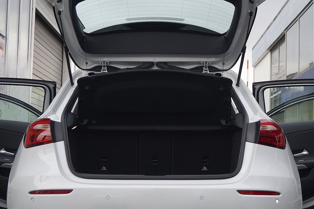 Mercedes-Benz A 200 2021