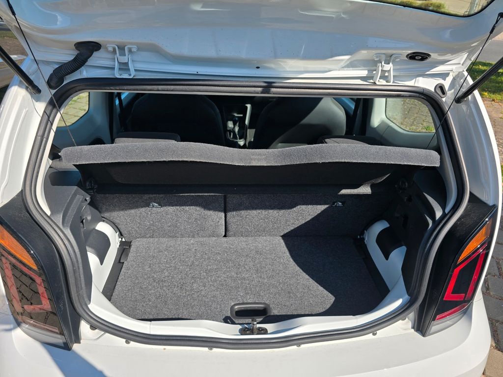 Volkswagen up! 2021