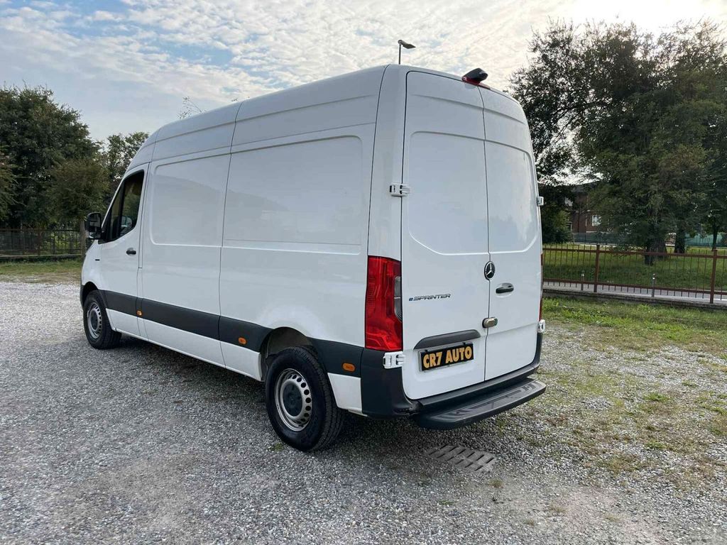 Mercedes-Benz Sprinter 2022