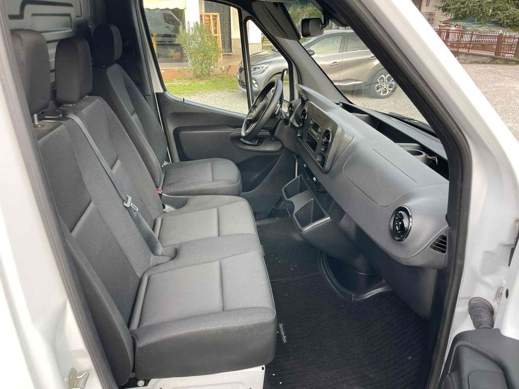 Mercedes-Benz Sprinter 2022