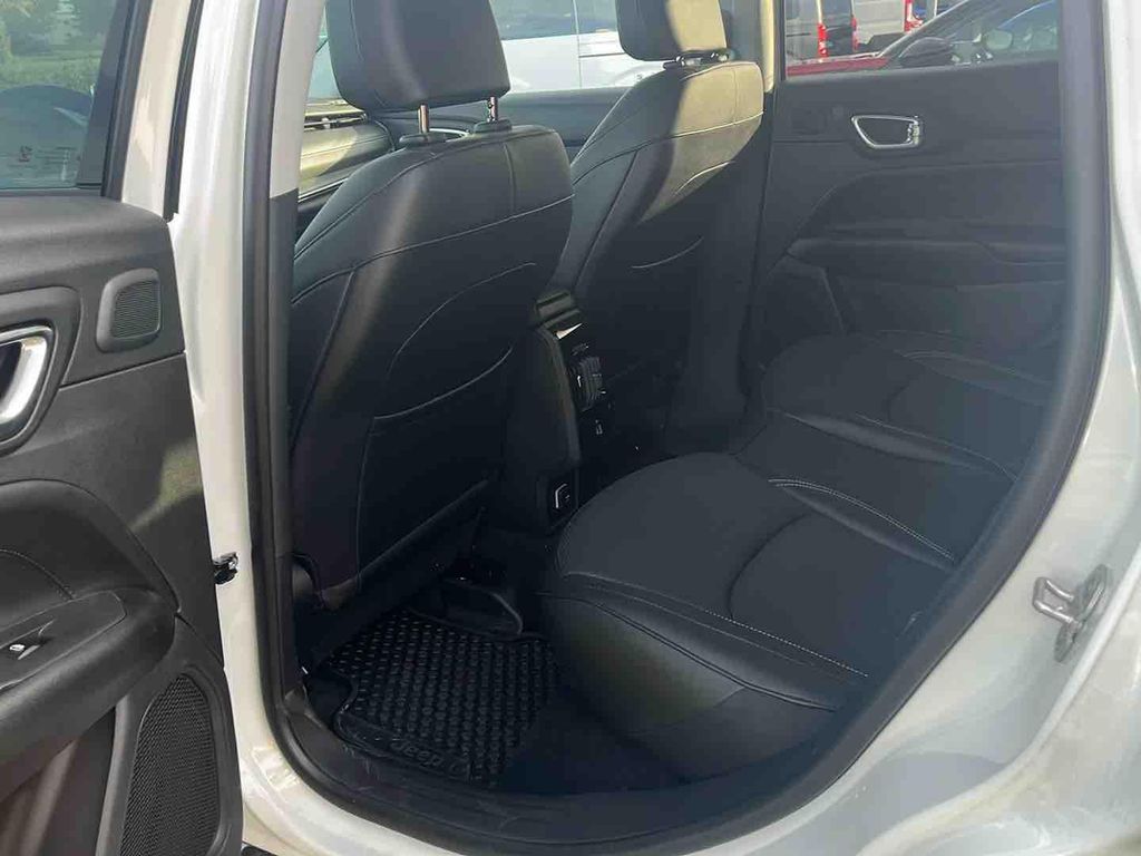 Jeep Compass 2024