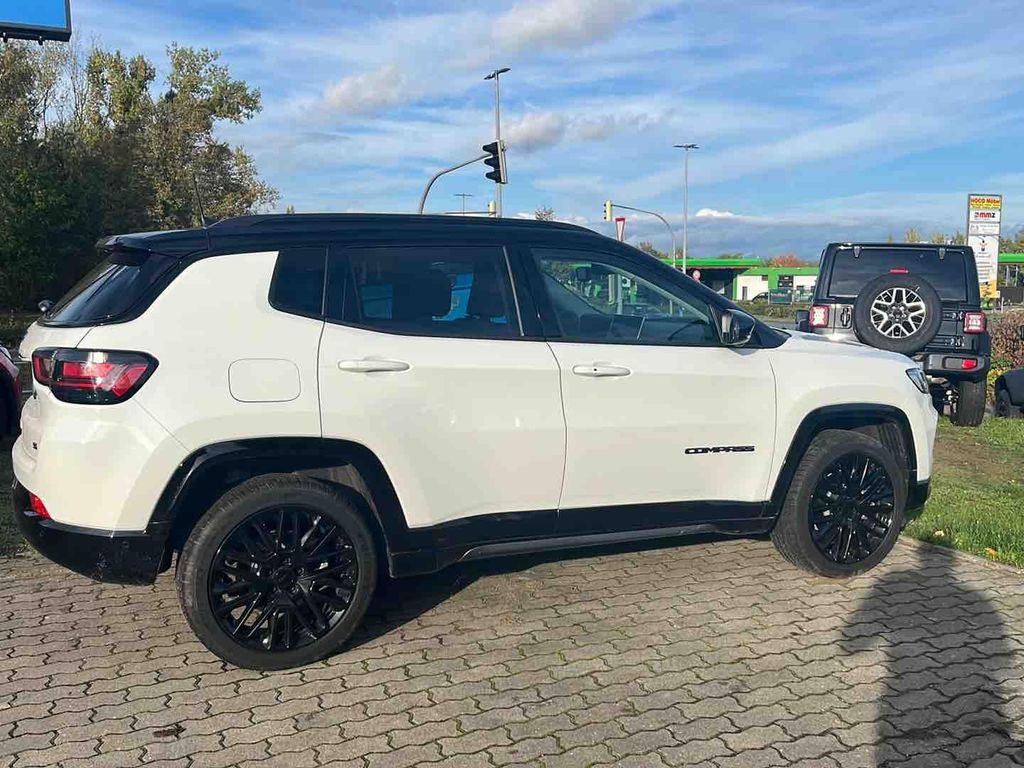 Jeep Compass 2024