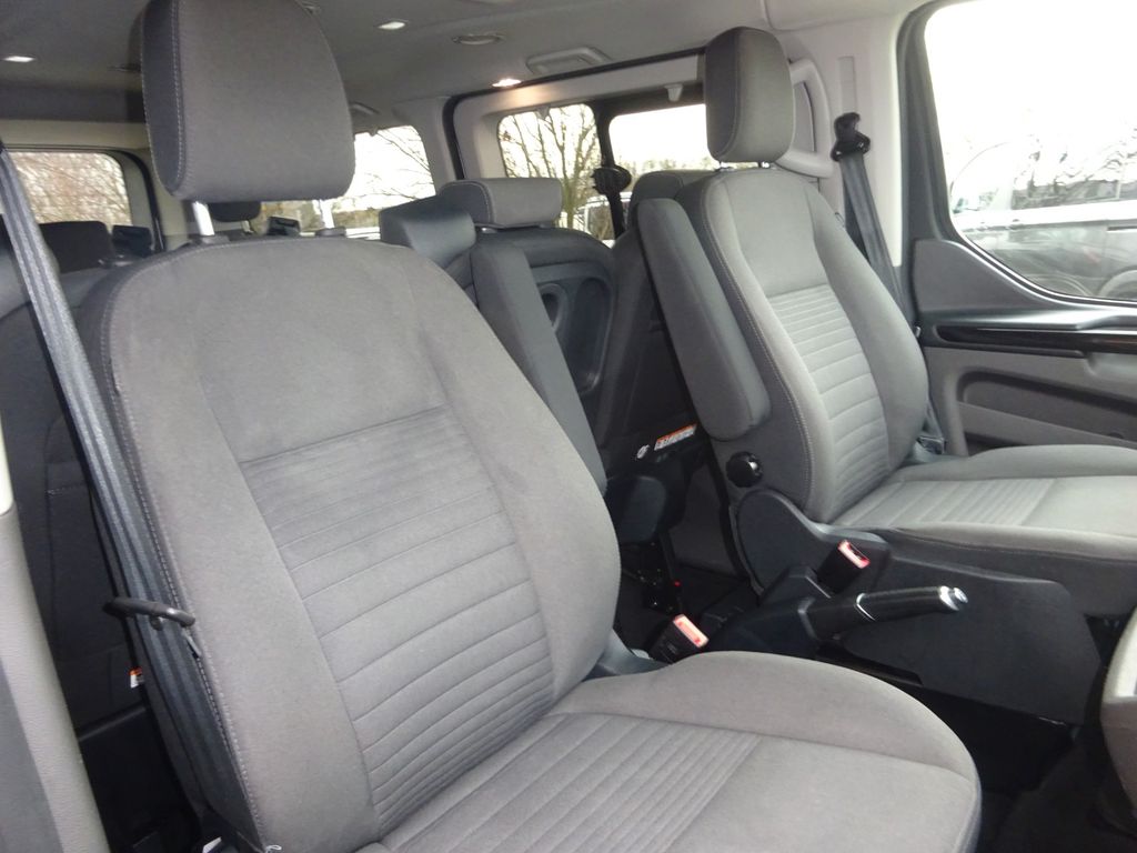 Ford Tourneo Custom 2021