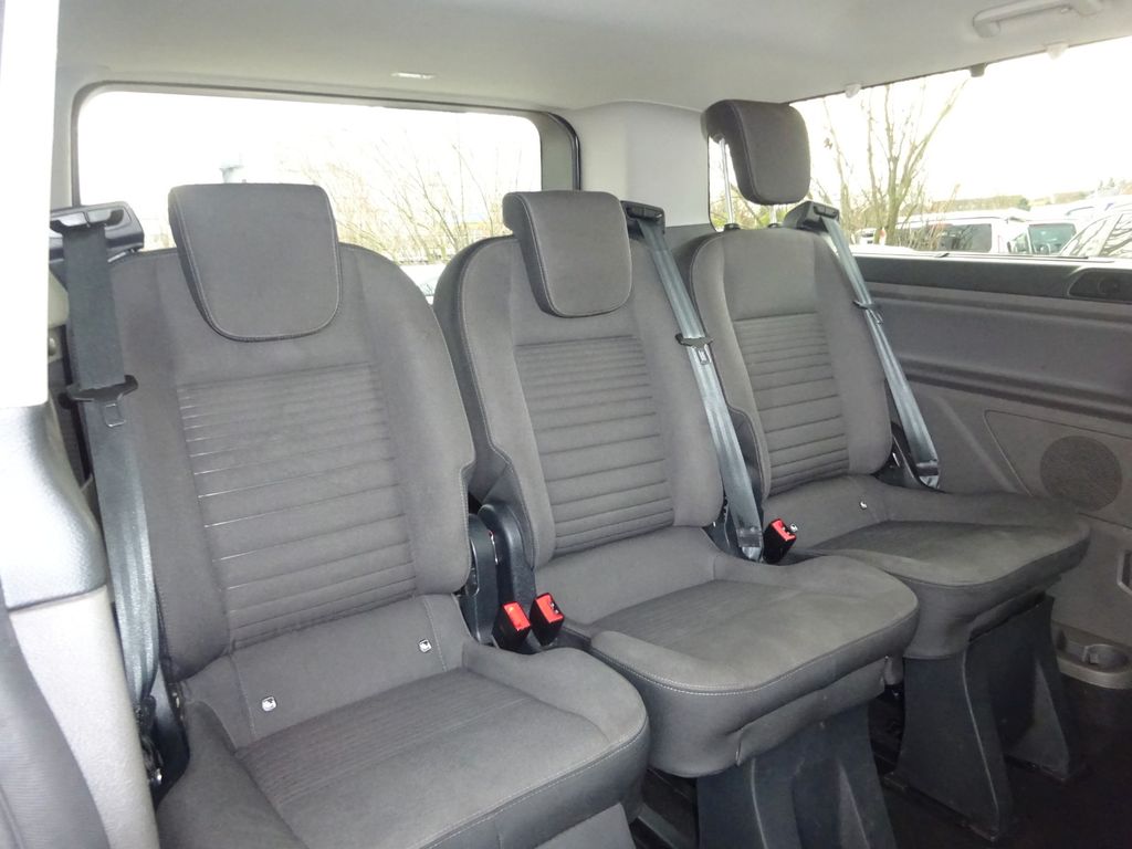 Ford Tourneo Custom 2021