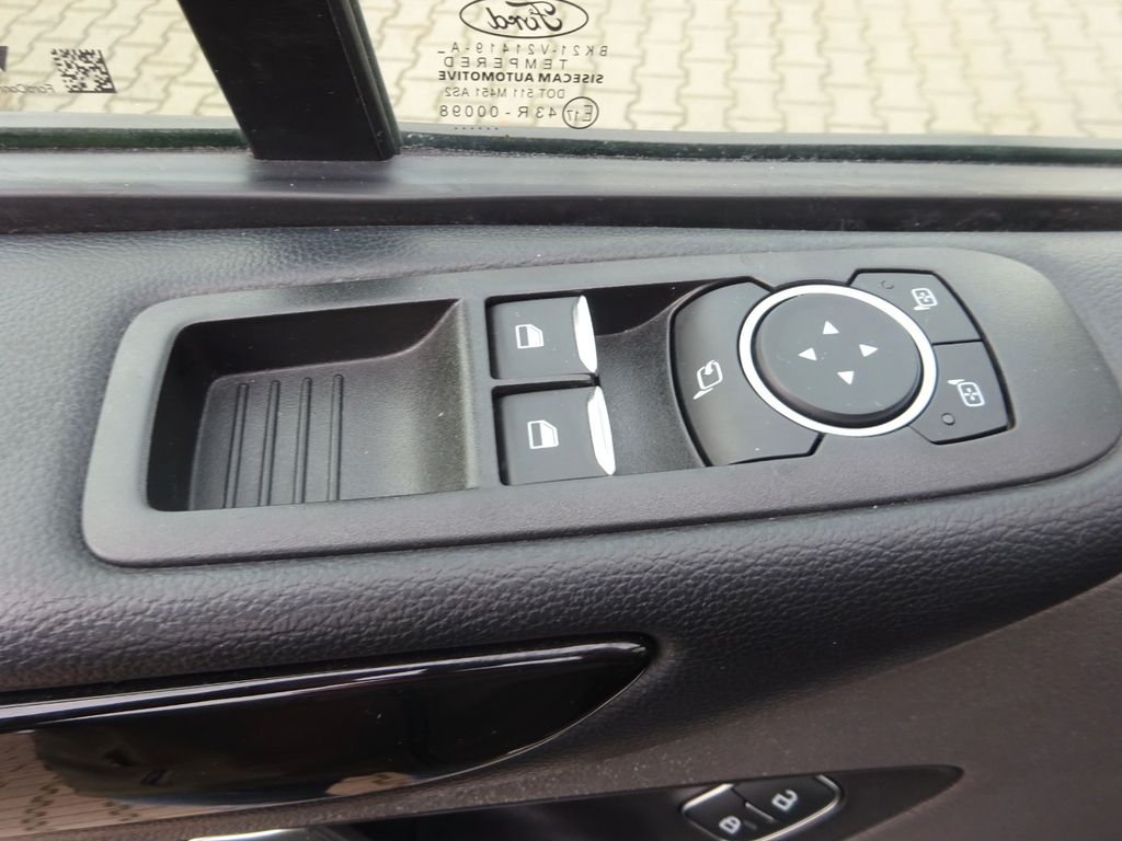 Ford Tourneo Custom 2021