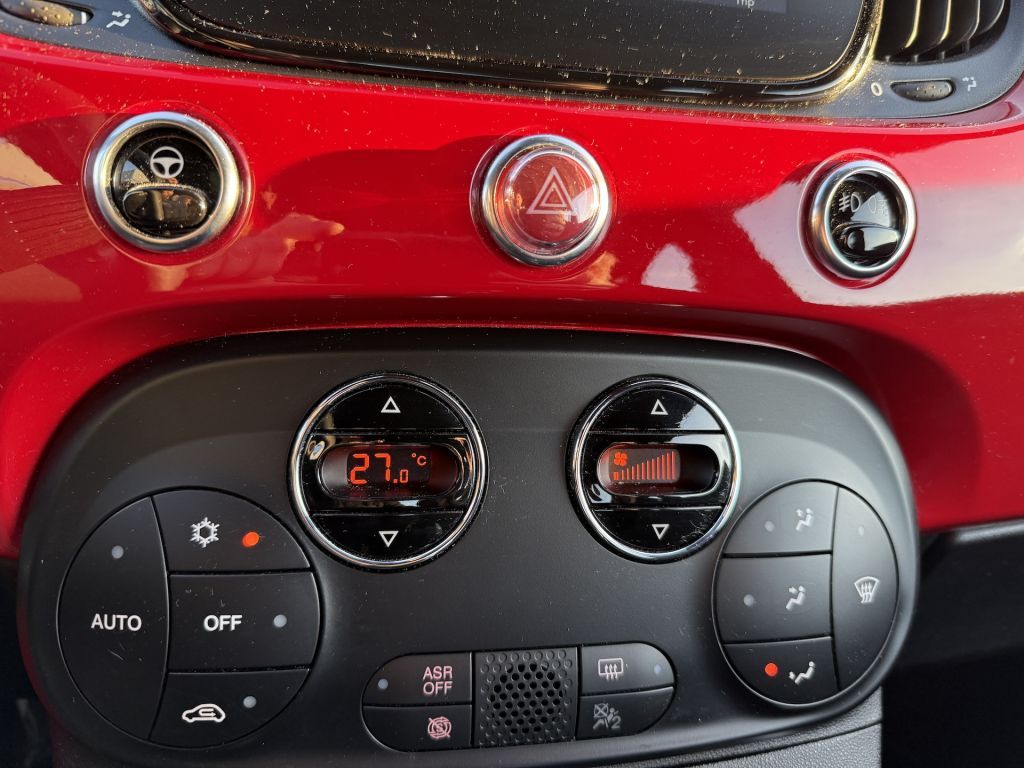 Fiat 500C 2024