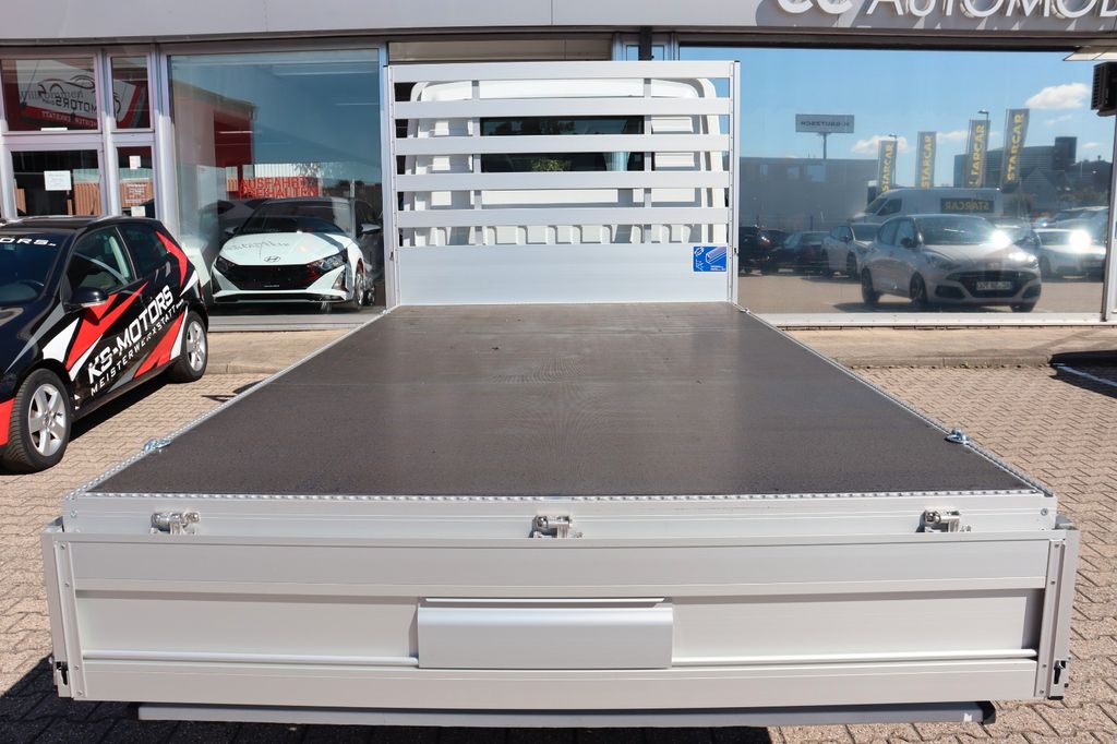 Maxus Deliver 9 2025