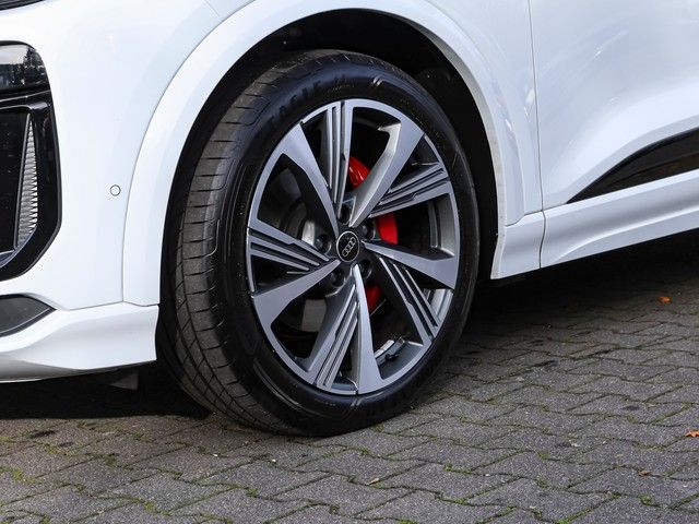Audi Q6 e-tron 2025