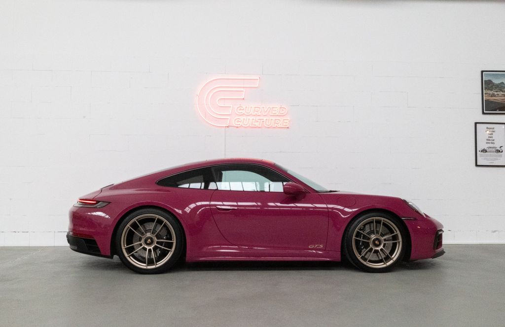 Porsche 992 2023