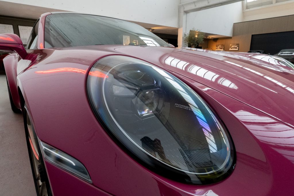 Porsche 992 2023