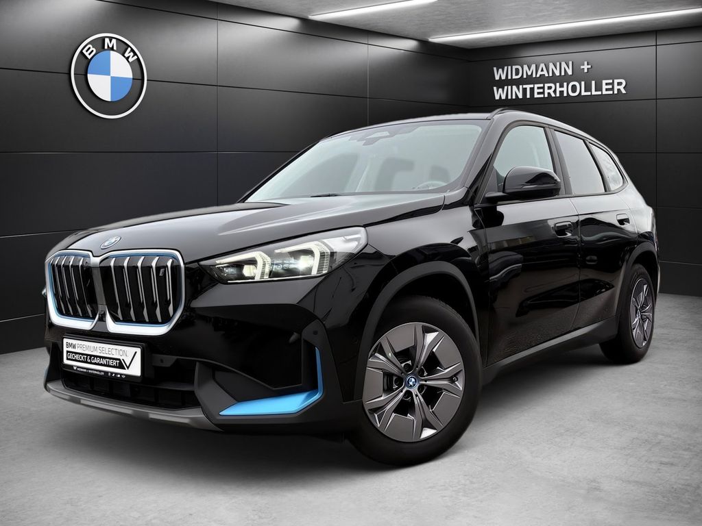 BMW iX1 2023