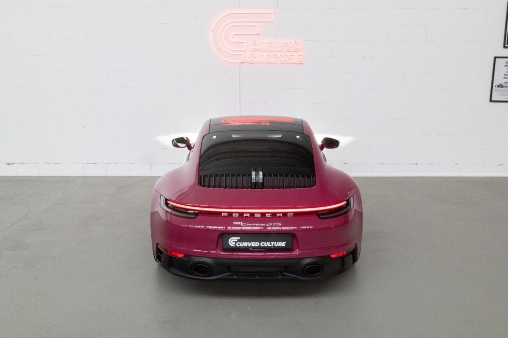 Porsche 992 2023