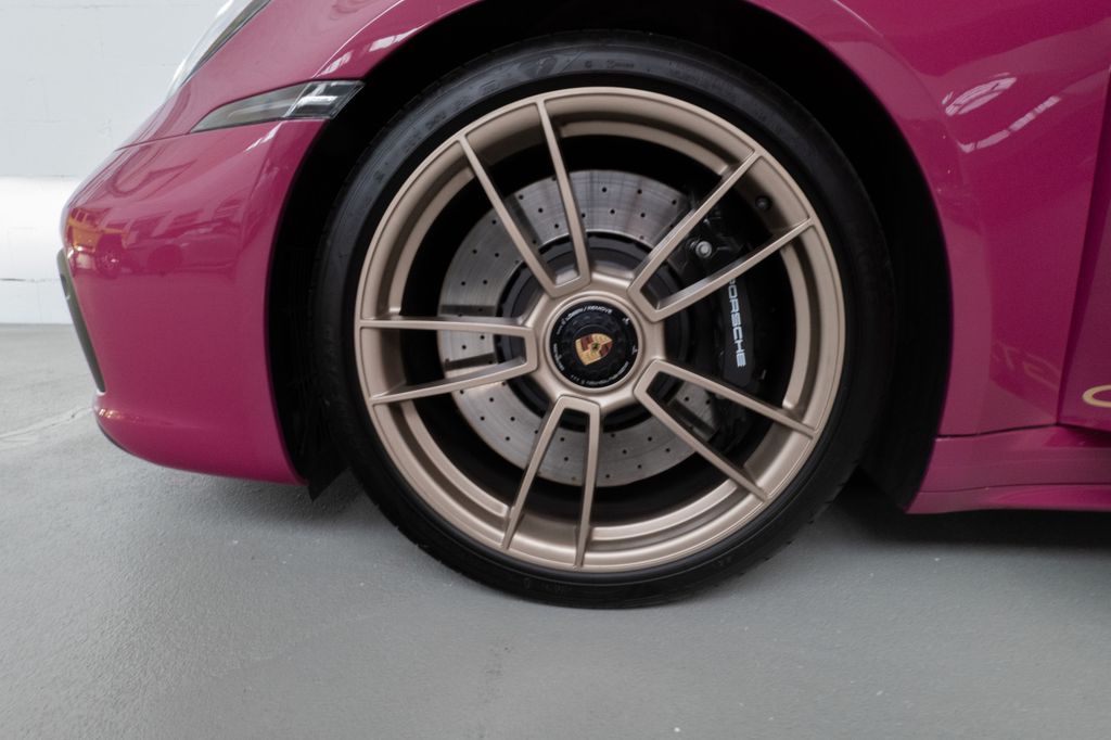 Porsche 992 2023