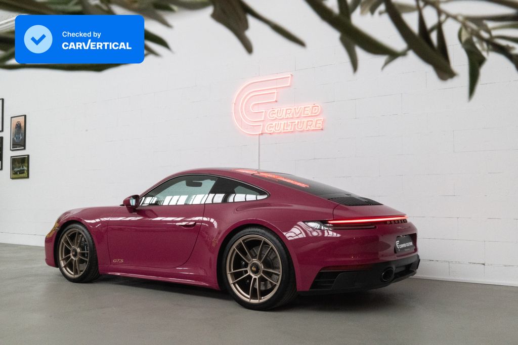 Porsche 992 2023