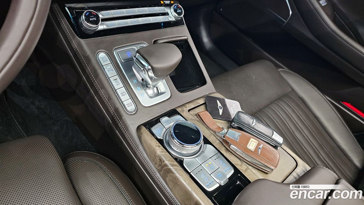 Genesis G90 2020