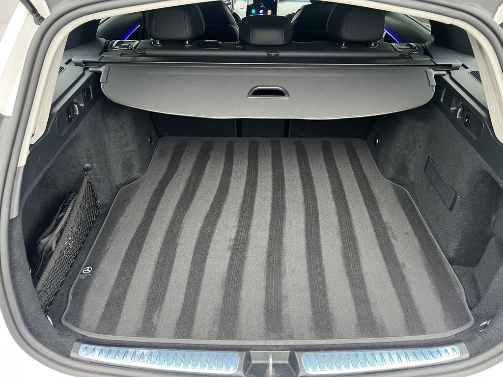 Mercedes-Benz C 200 2024