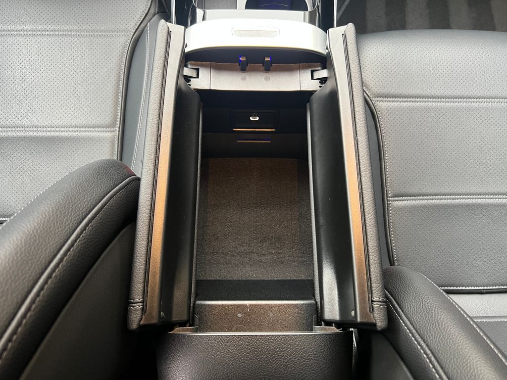 Mercedes-Benz C 200 2024