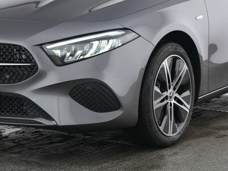 Mercedes-Benz A 250 2025