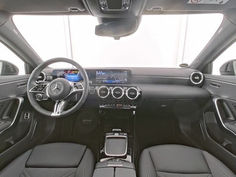 Mercedes-Benz A 250 2025