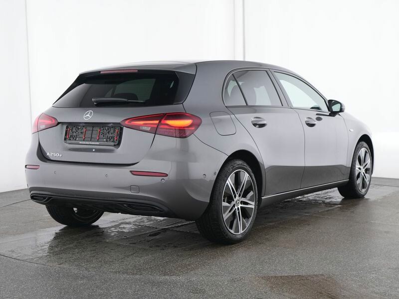 Mercedes-Benz A 250 2025