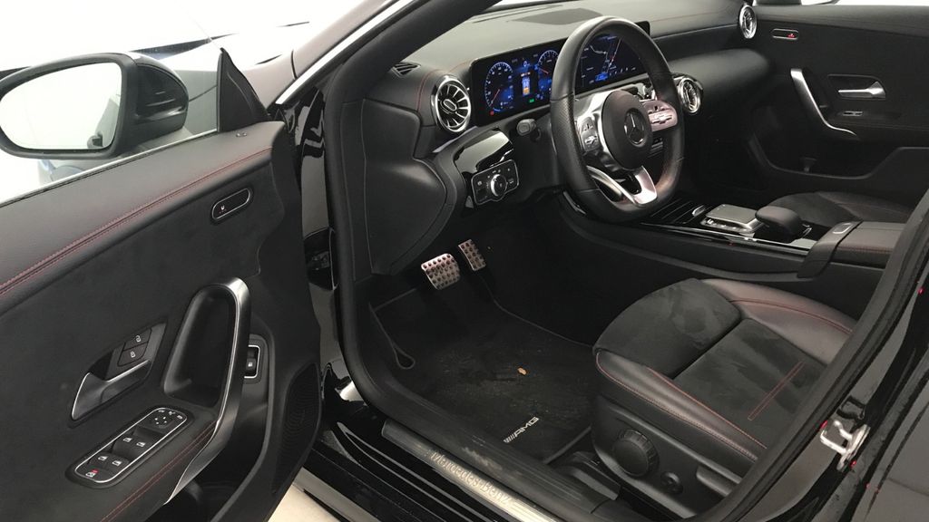 Mercedes-Benz CLA 250 2021