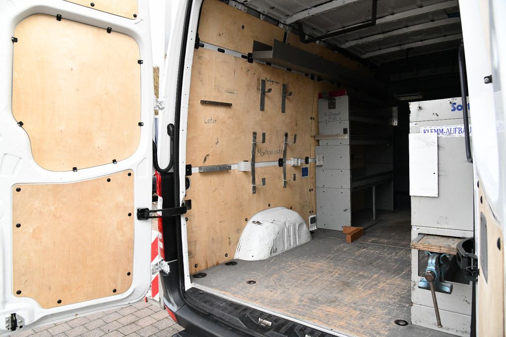 Mercedes-Benz Sprinter 2012