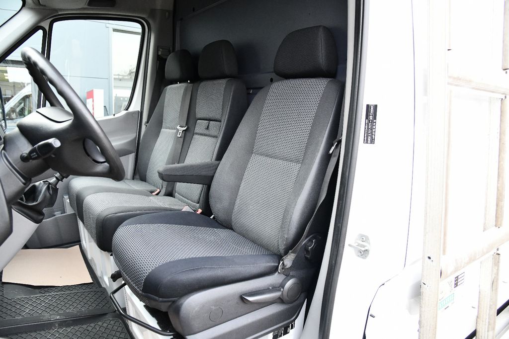Mercedes-Benz Sprinter 2012