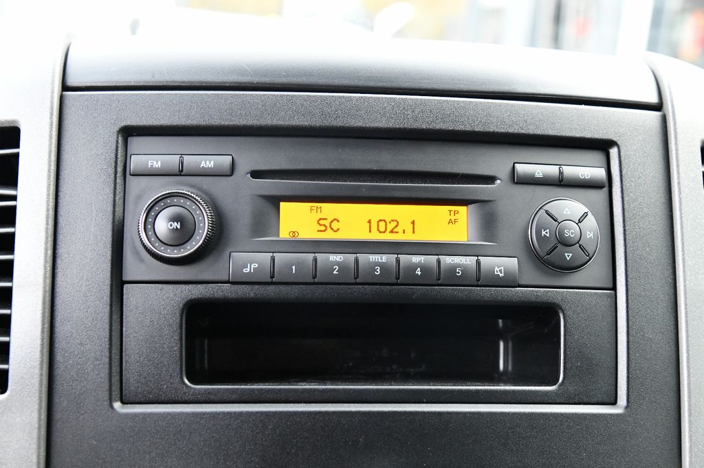 Mercedes-Benz Sprinter 2012