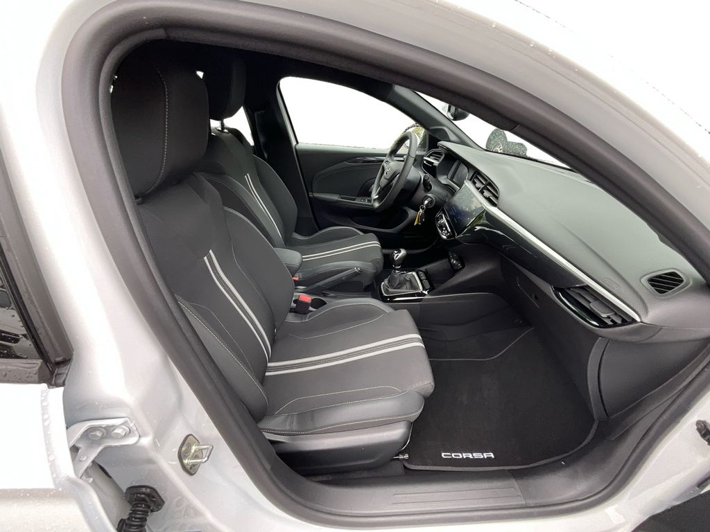 Opel Corsa 2024