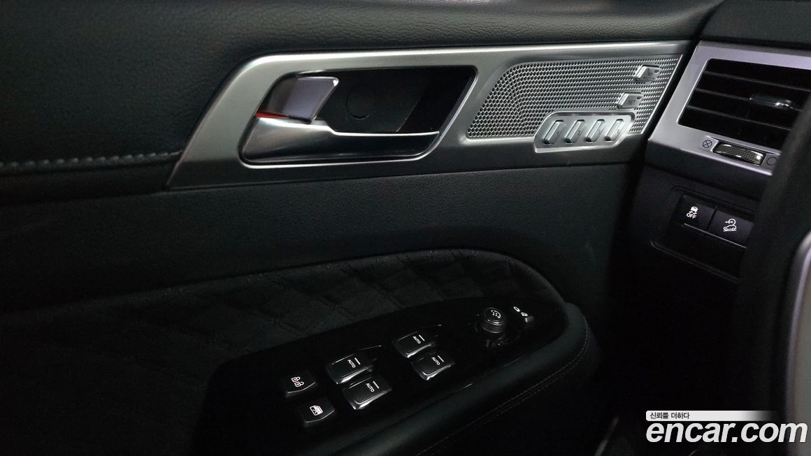 KG_Mobility_Ssangyong Rexton 2021