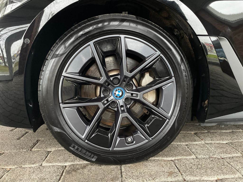 BMW i4 2022