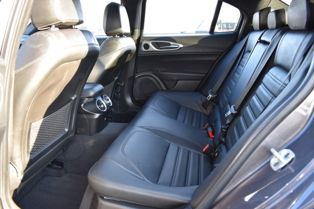 Alfa Romeo Giulia 2024