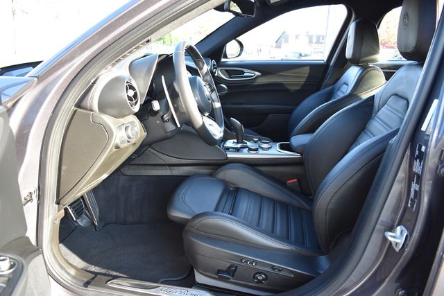 Alfa Romeo Giulia 2024