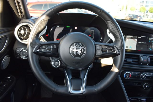 Alfa Romeo Giulia 2024