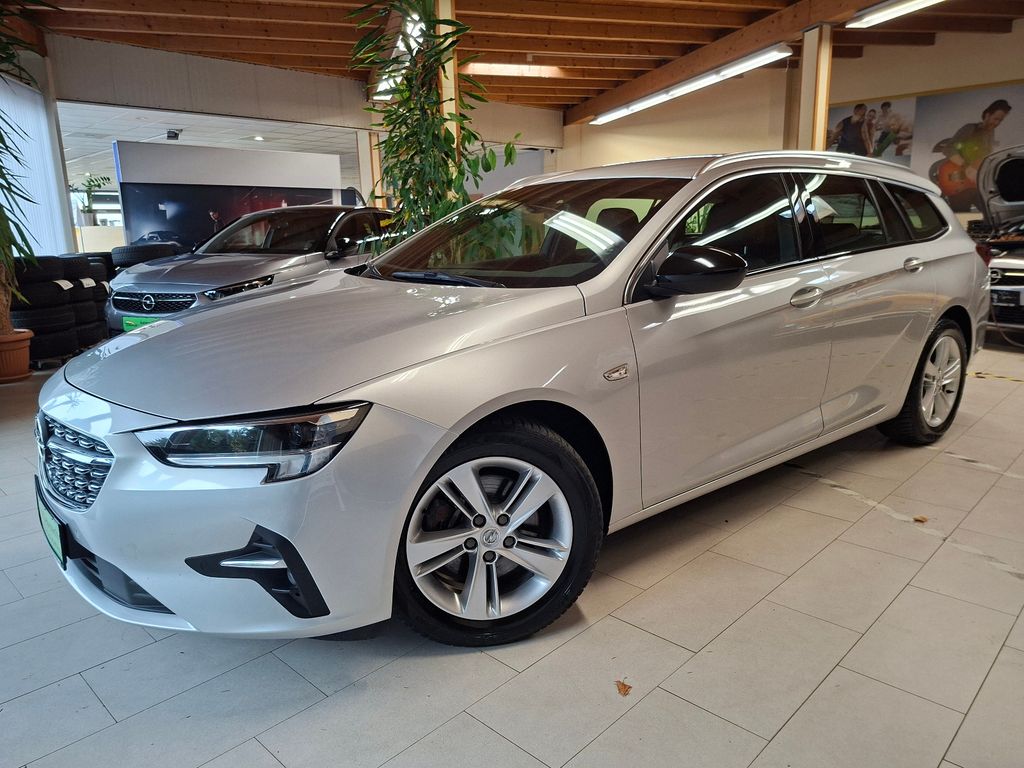 Opel Insignia 2021