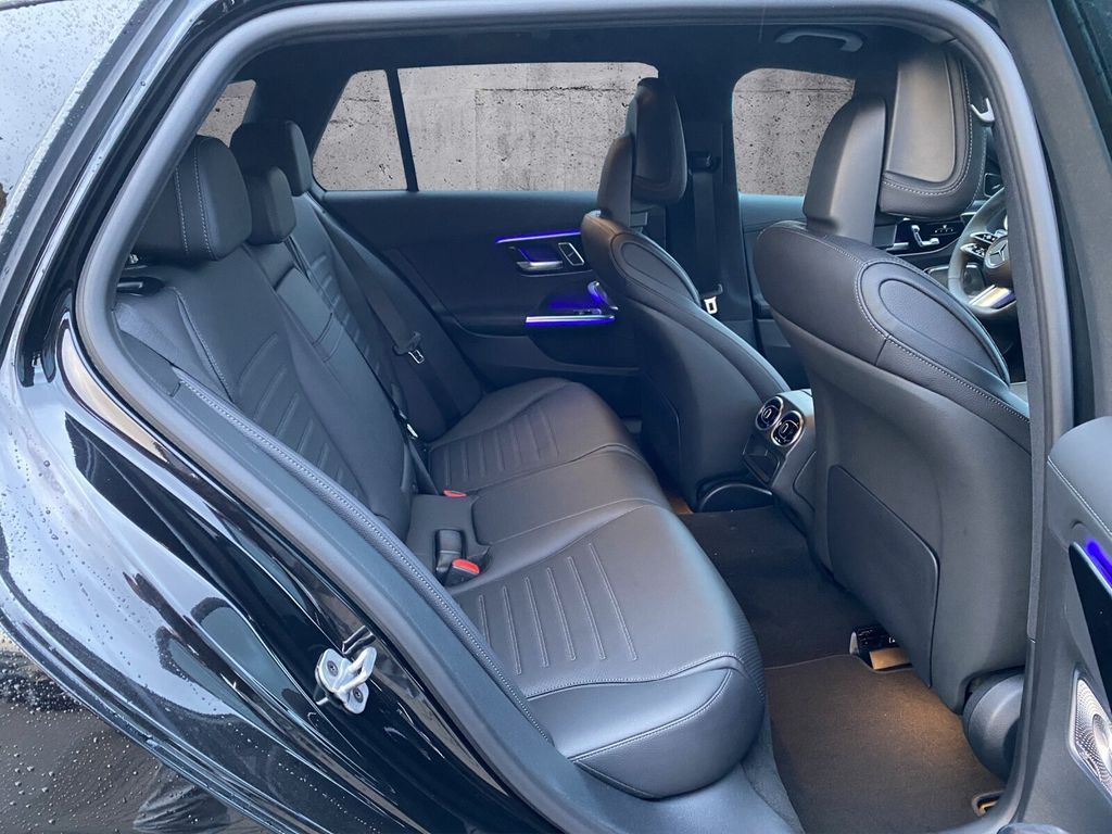 Mercedes-Benz C 220 2025