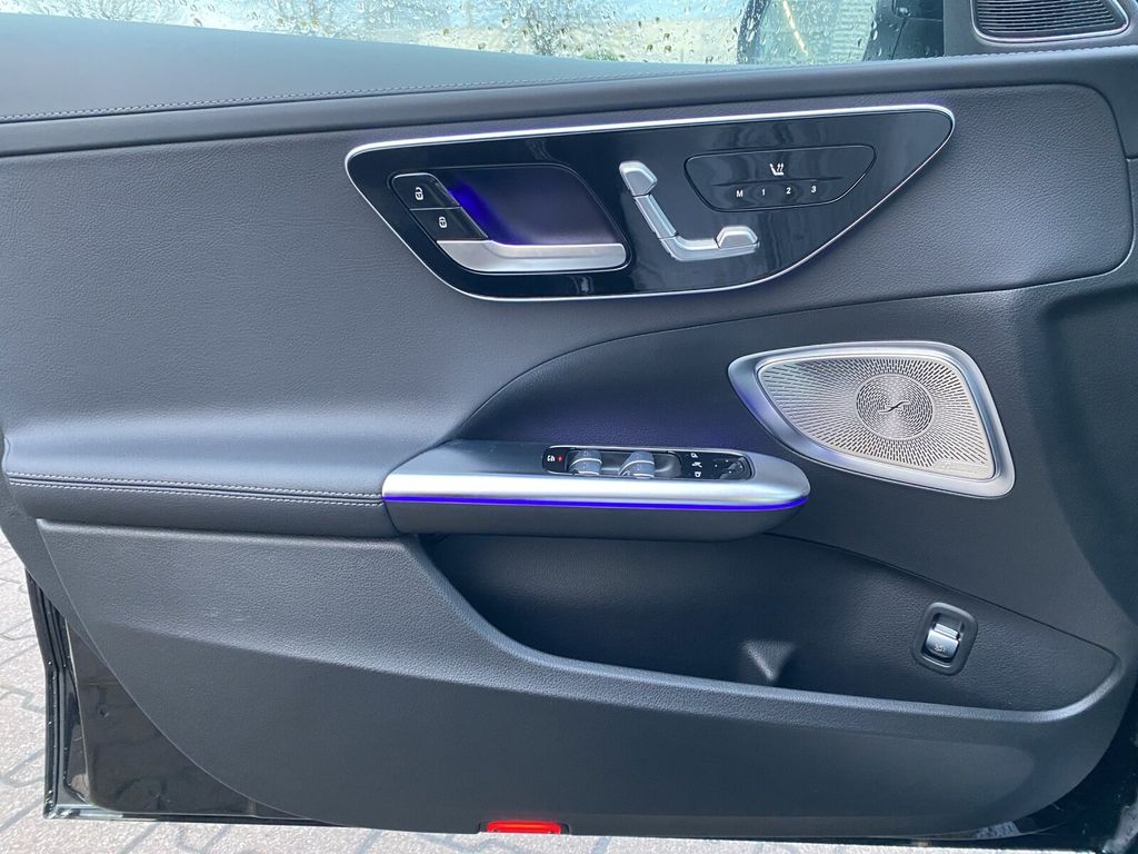 Mercedes-Benz C 220 2025