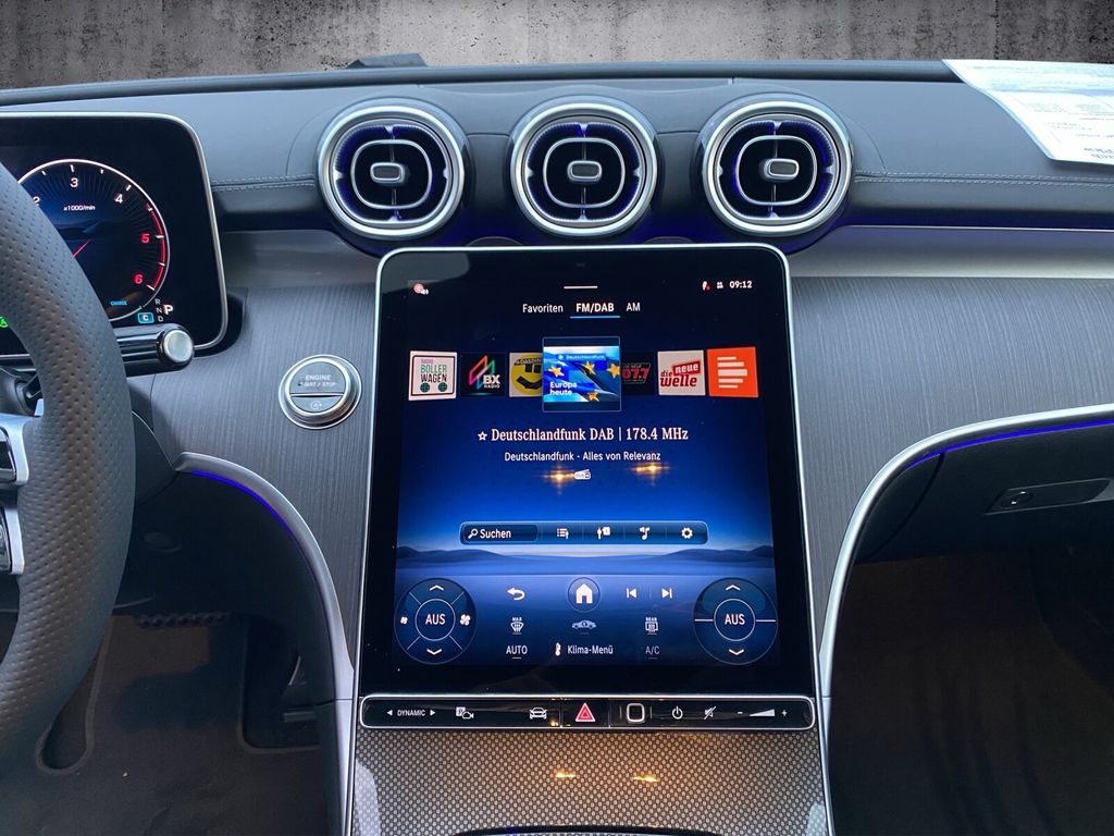 Mercedes-Benz C 220 2025