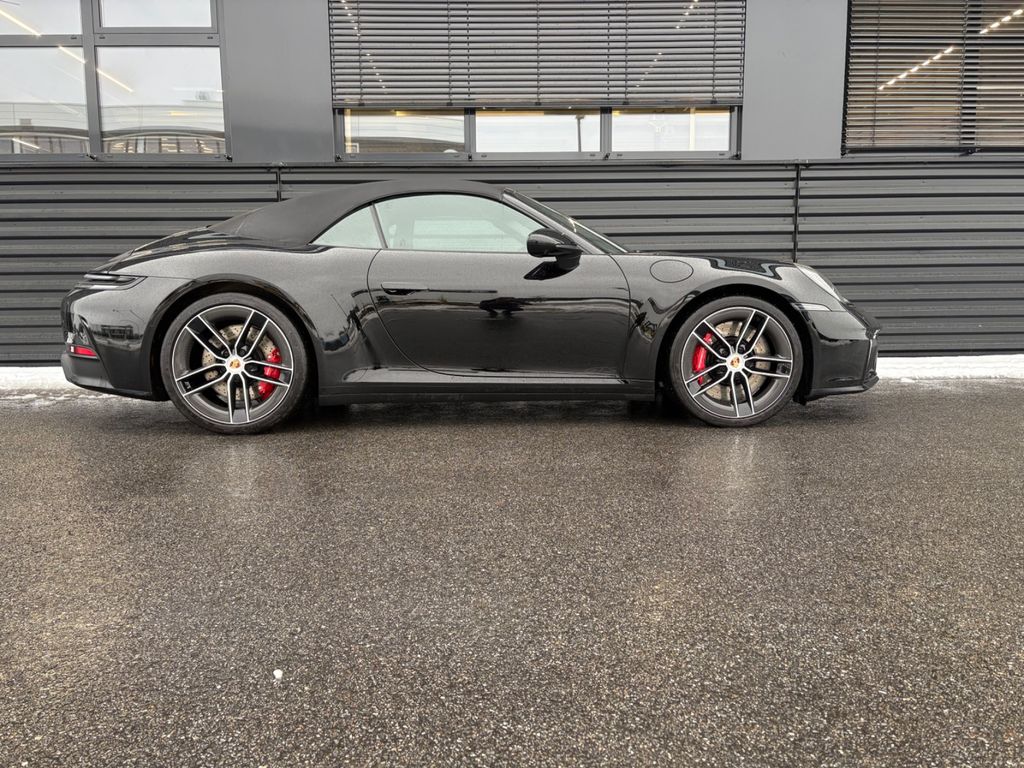 Porsche 992 2025